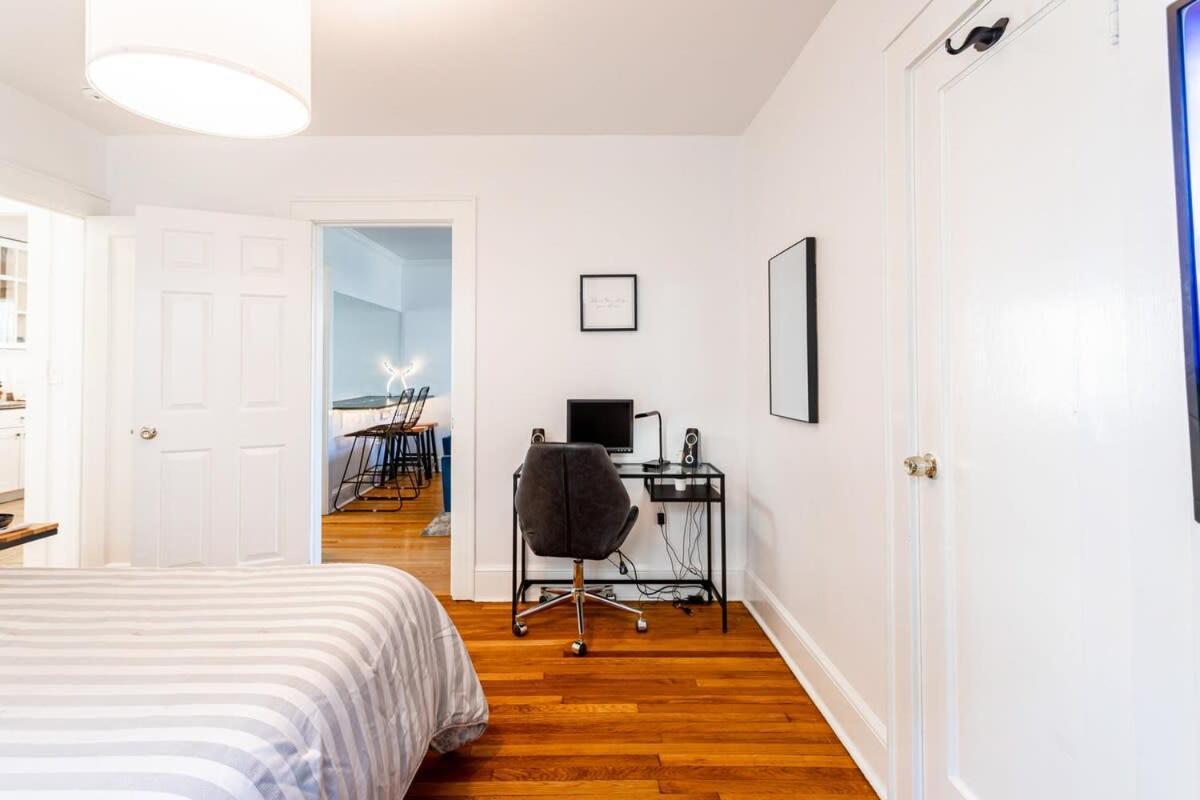 The Blue Sapphire 2Br 2 King Beds & Ample Backyard Apartment บริดจ์พอร์ต ภายนอก รูปภาพ